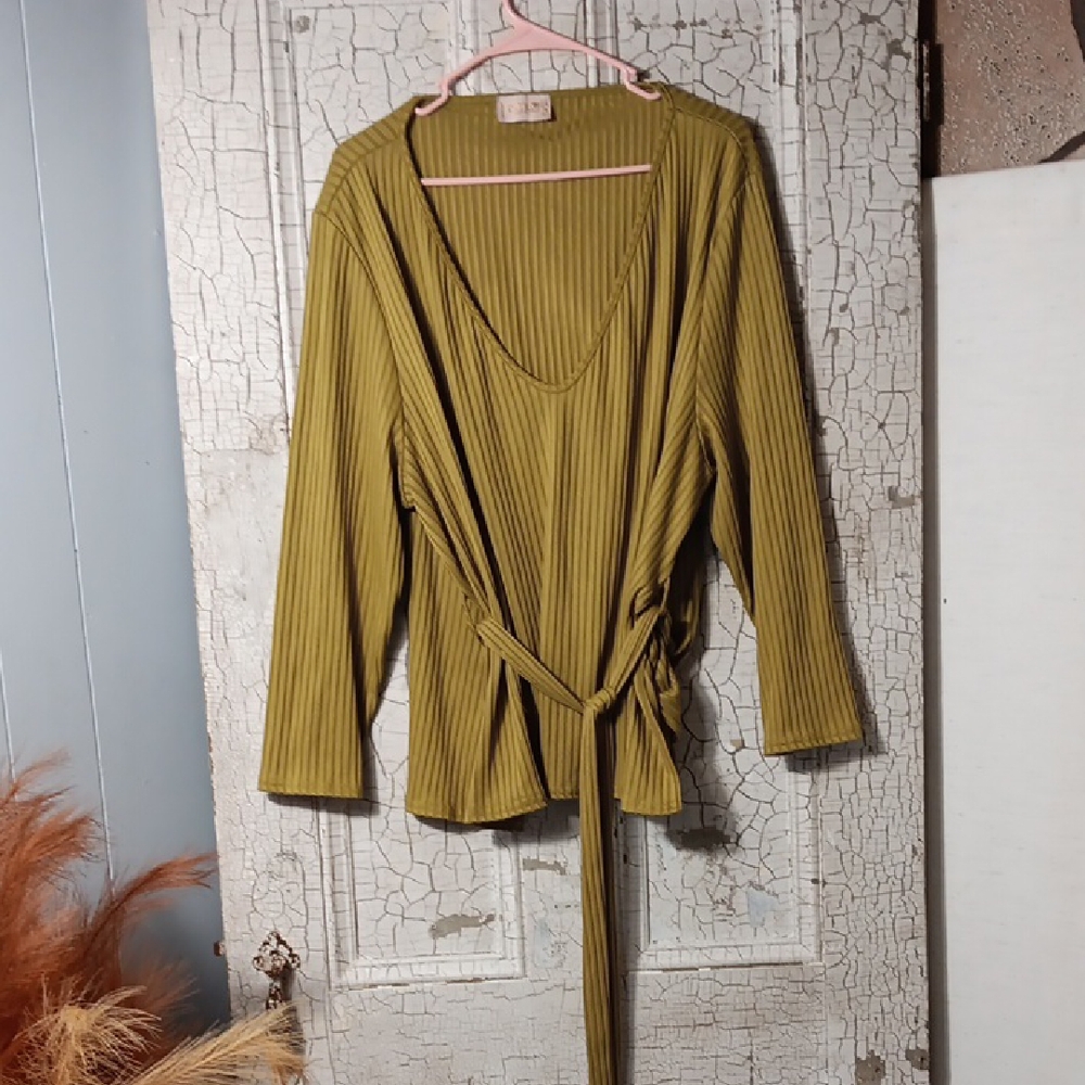 Club L London Olive Ribbed Blouse